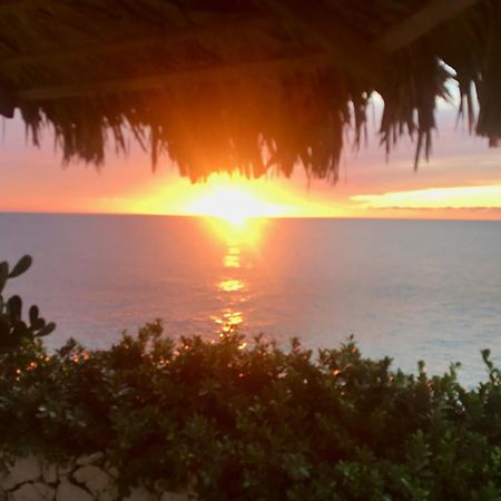 הוילה נגריל Stunning Ocean View מראה חיצוני תמונה