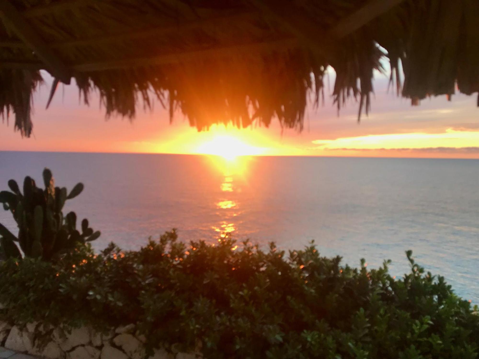 הוילה נגריל Stunning Ocean View מראה חיצוני תמונה