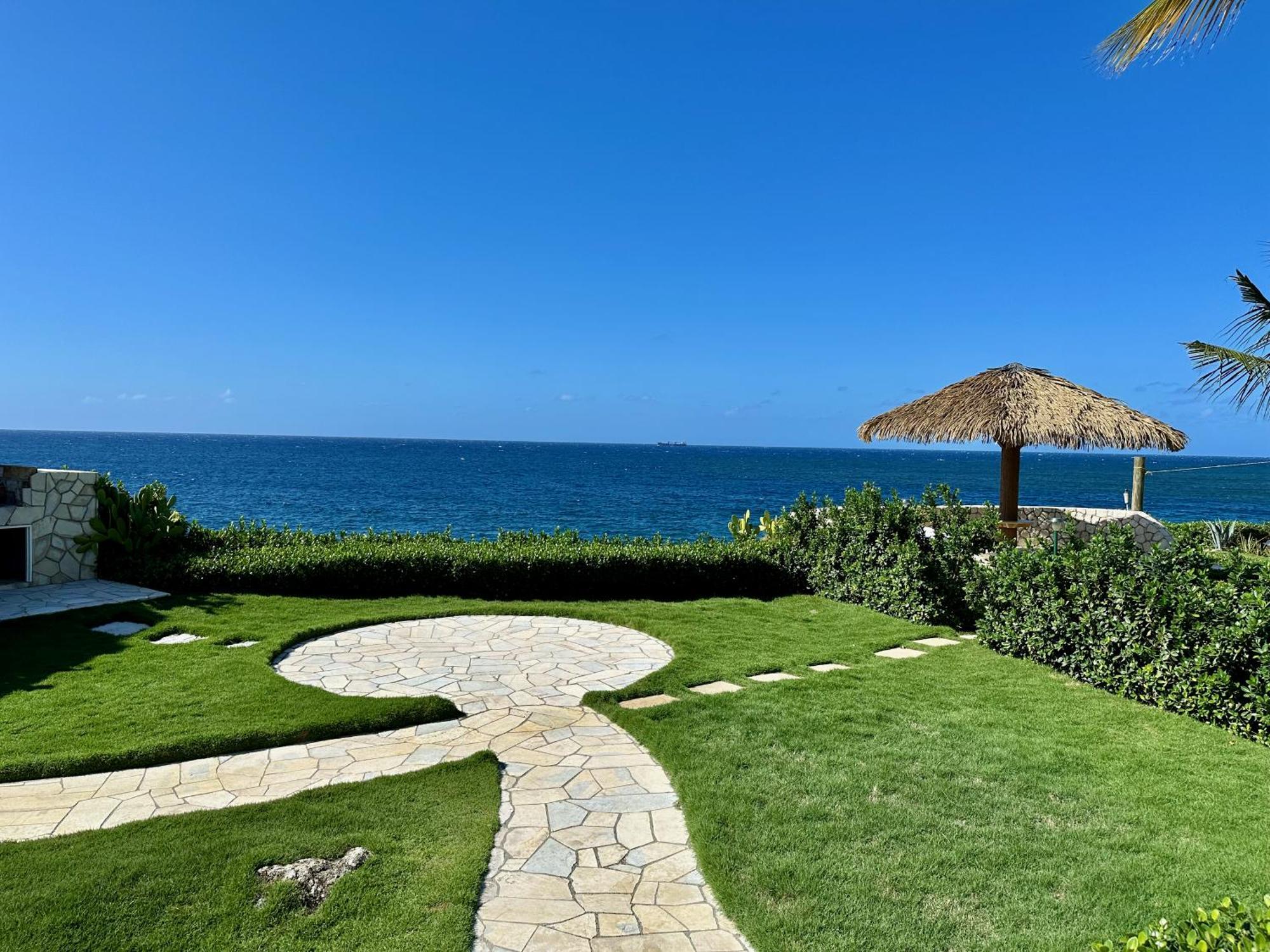 הוילה נגריל Stunning Ocean View מראה חיצוני תמונה